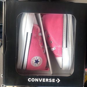 $$SOLD Converse  BABY GIRL SZ.2 BRAND NEW IN BOX